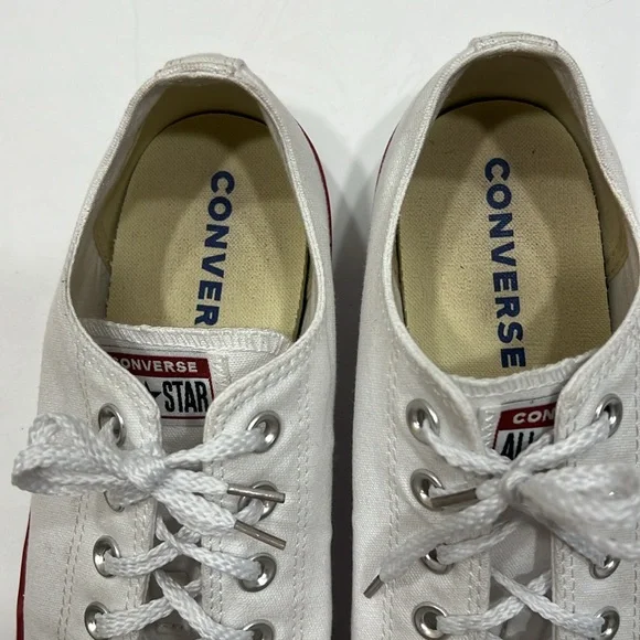 Converse low top, tennis shoes, men’s white size 8 - Picture 3 of 7